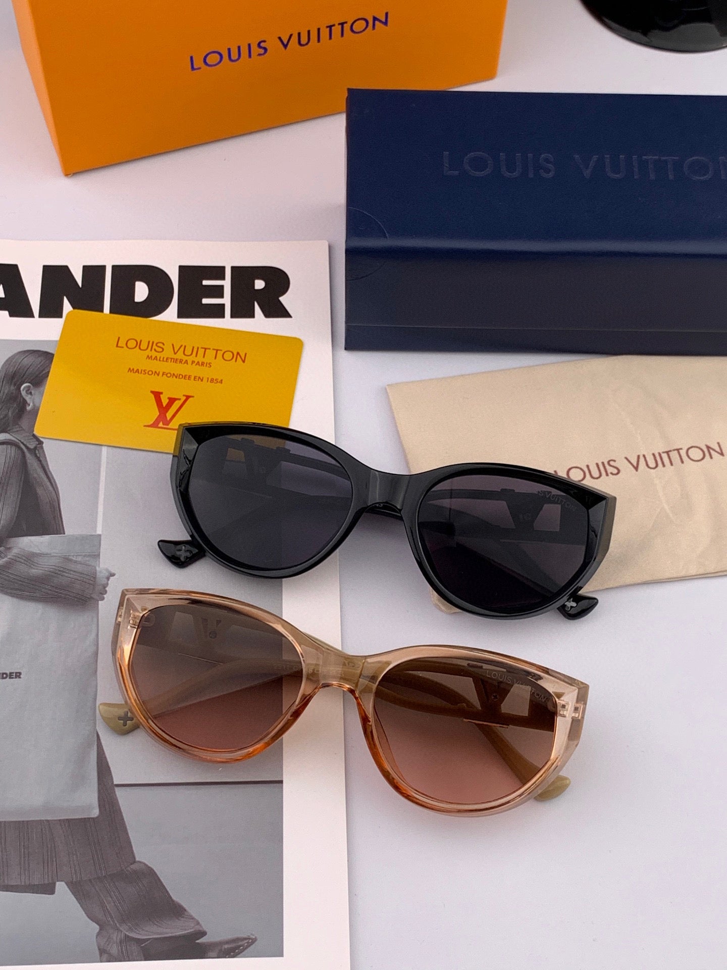 LOUIS VUITTON CAT EYE SUNGLASSES L1231 IN ACETATE