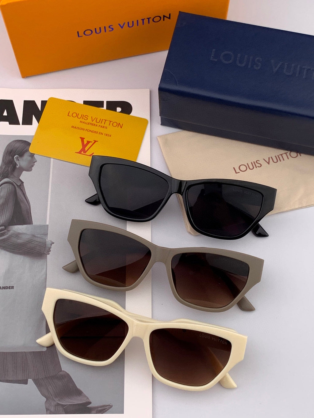 LOUIS VUITTON CAT EYE SUNGLASSES L6220 IN ACETATE