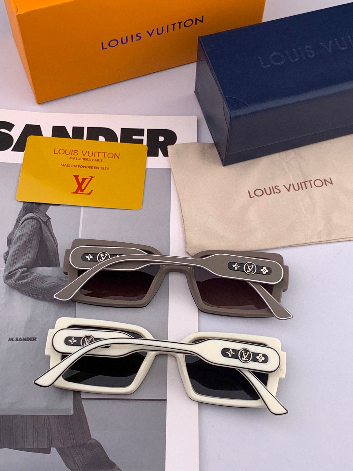 LOUIS VUITTON RECTANGLE SUNGLASSES L6771 IN ACETATE