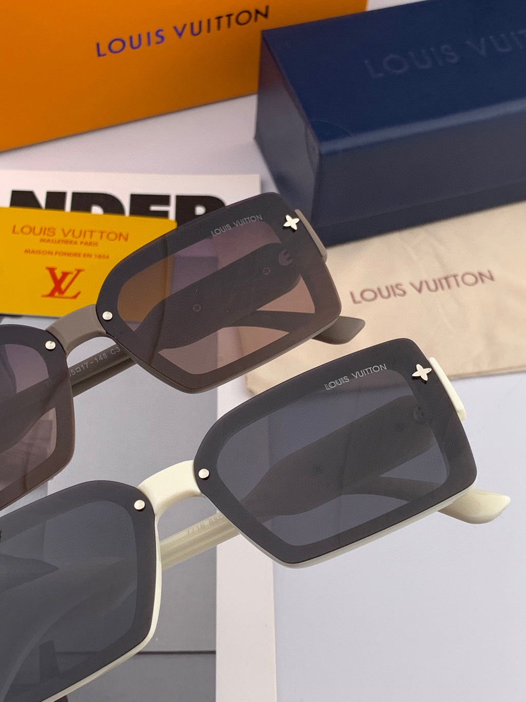 LOUIS VUITTON RECTANGLE SUNGLASSES L6771 IN ACETATE