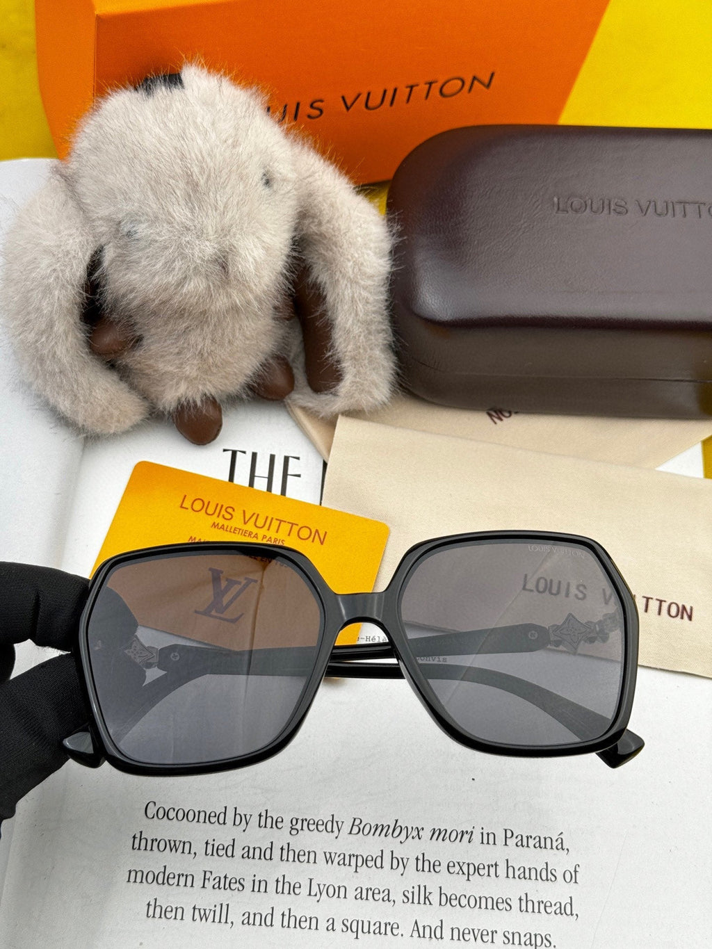 LOUIS VUITTON SQUARE SUNGLASSES L4612 IN ACETATE