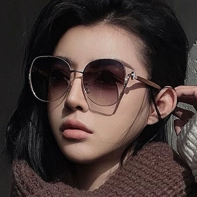 LOUIS VUITTON SIGNATURE ROUND SUNGLASSES L8638 IN METAL
