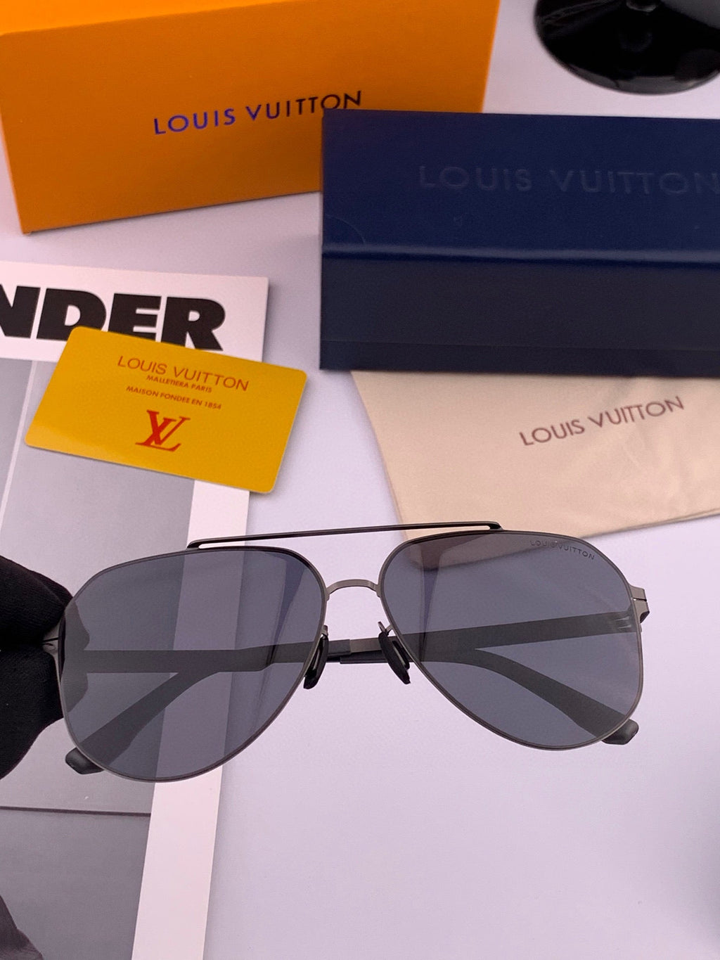 LOUIS VUITTON PILOT SUNGLASSES L311 IN METAL