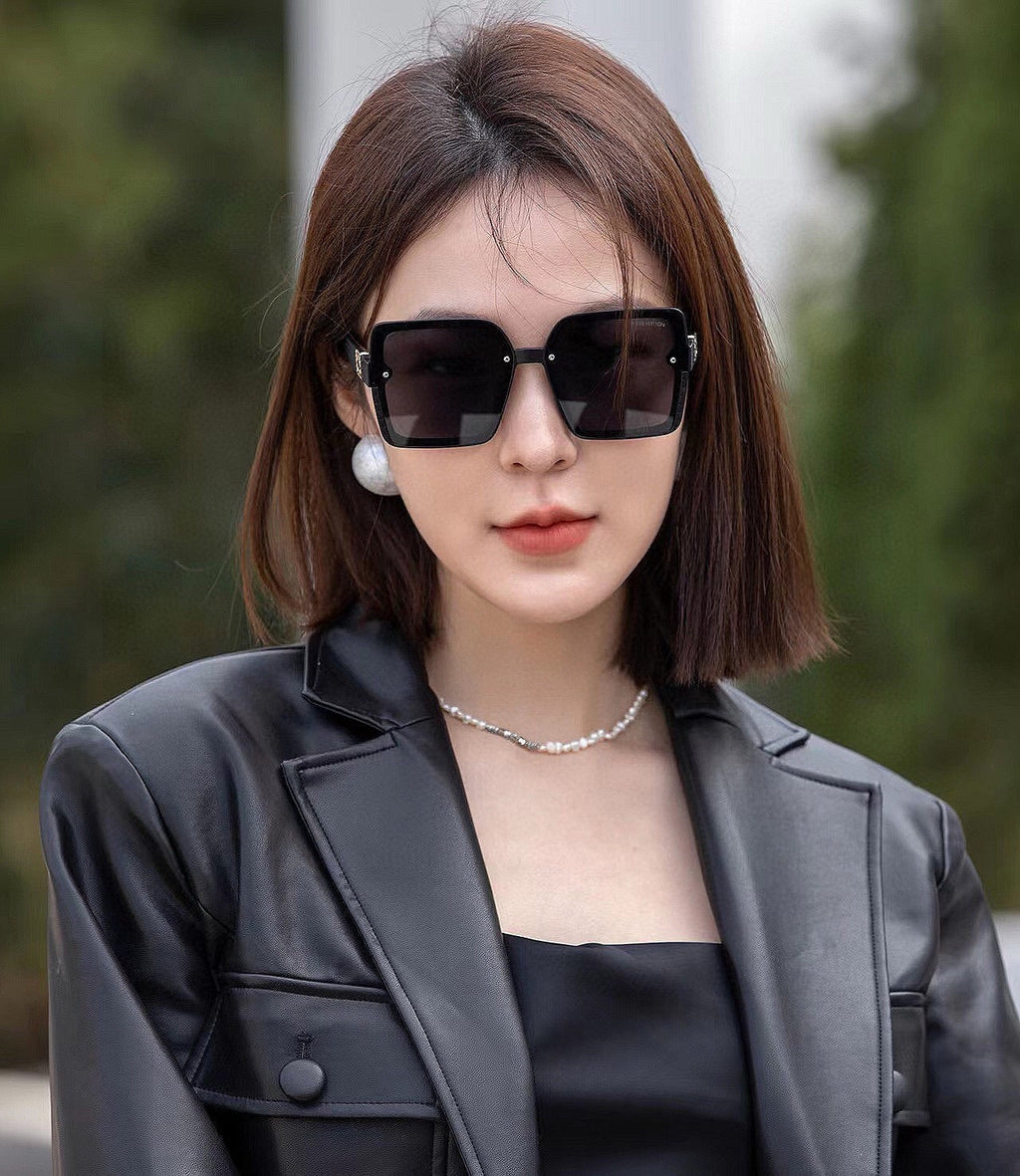 LOUIS VUITTON LARGE SQUARE SUNGLASS L1845 IN ACETATE