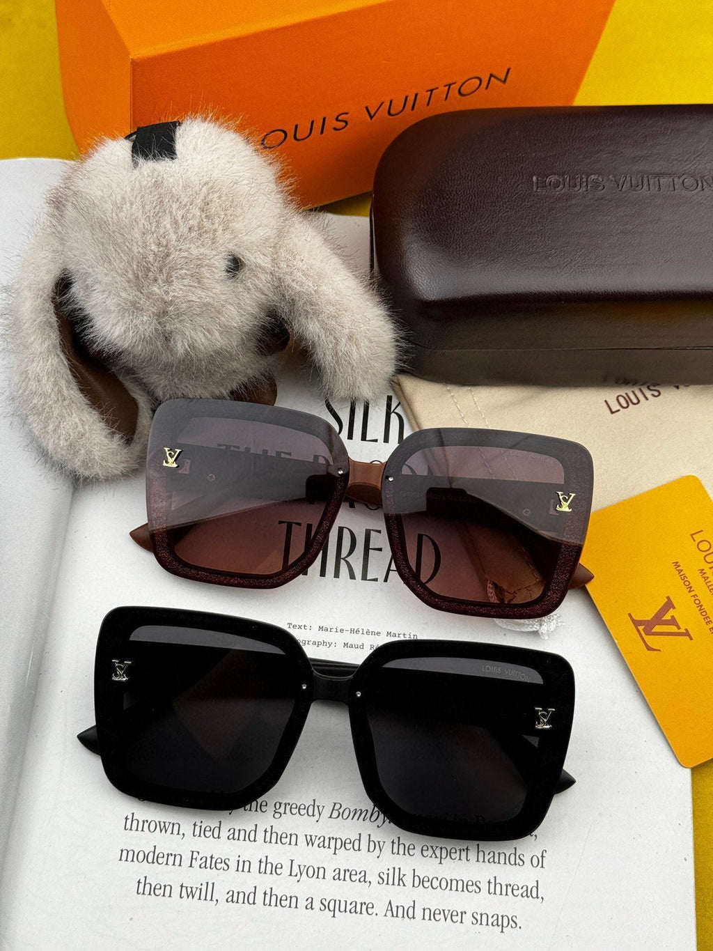 LOUIS VUITTON SQUARE JEWEL SUNGLASS L2990 IN ACETATE FRAME