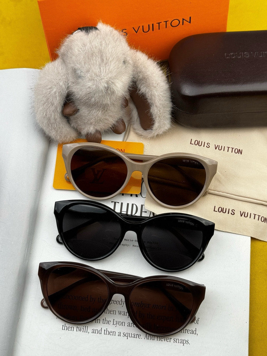 LOUIS VUITTON CAT EYE SUNGLASSES L6907 IN ACETATE