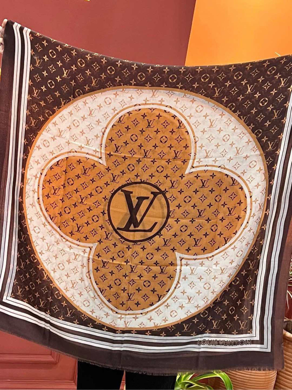 LOUIS VUITTON LV SCARF 200 CM IN CASHMERE 732077