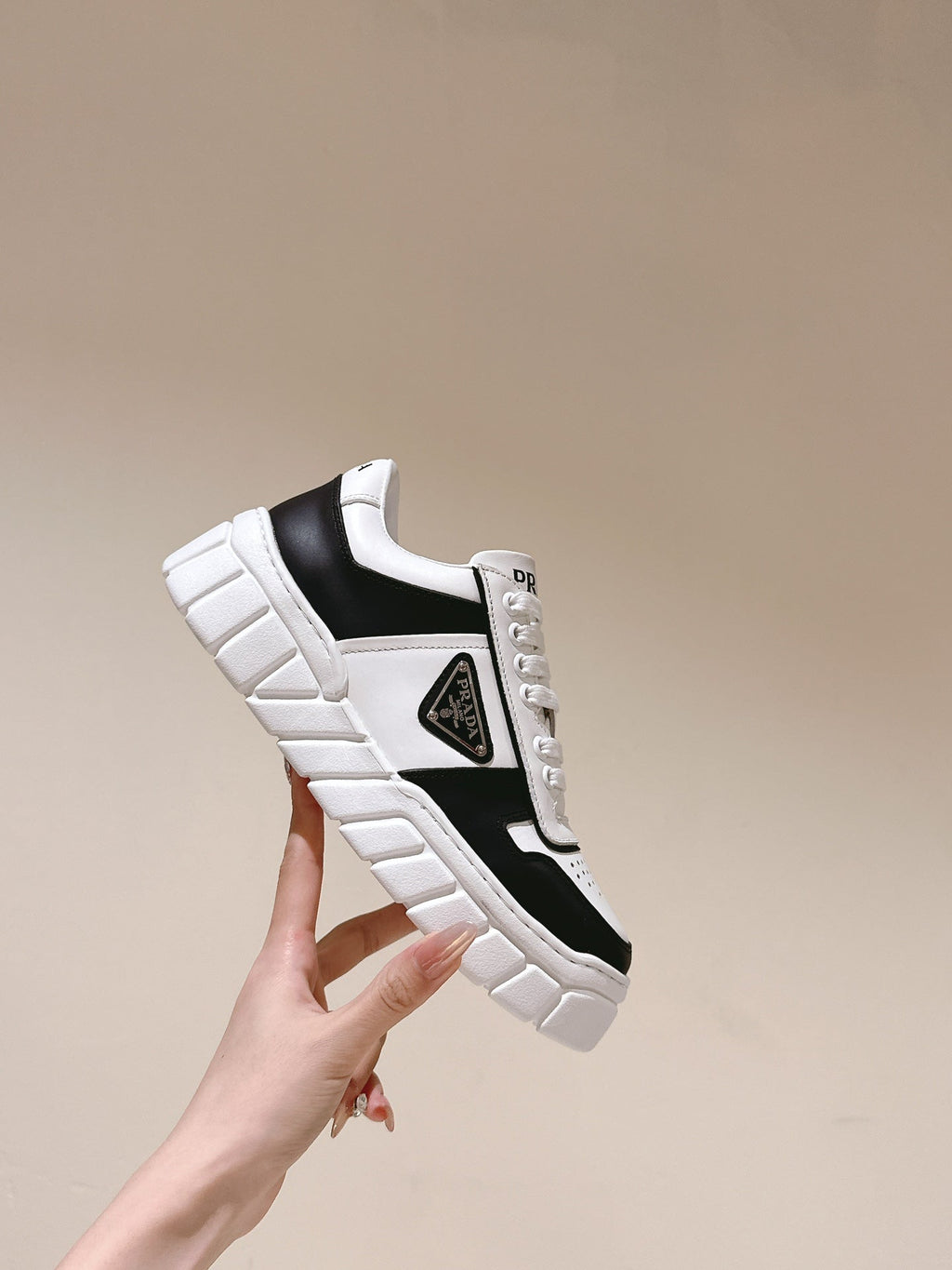 PRADA FLATFORM SNEAKERS BLACK AND WHITE CALFSKIN