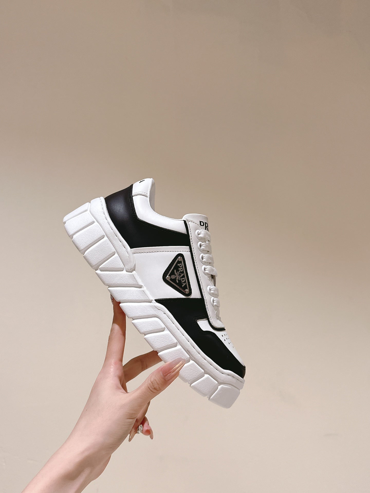 PRADA FLATFORM SNEAKERS BLACK AND WHITE CALFSKIN