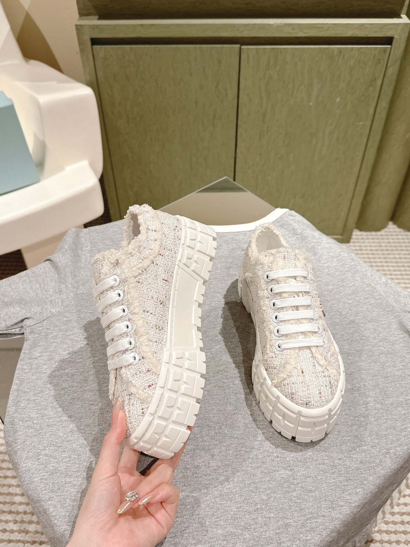 PRADA DOUBLE WHEEL RE-NYLON GABARDINE SNEAKERS BEIGE FABRIC