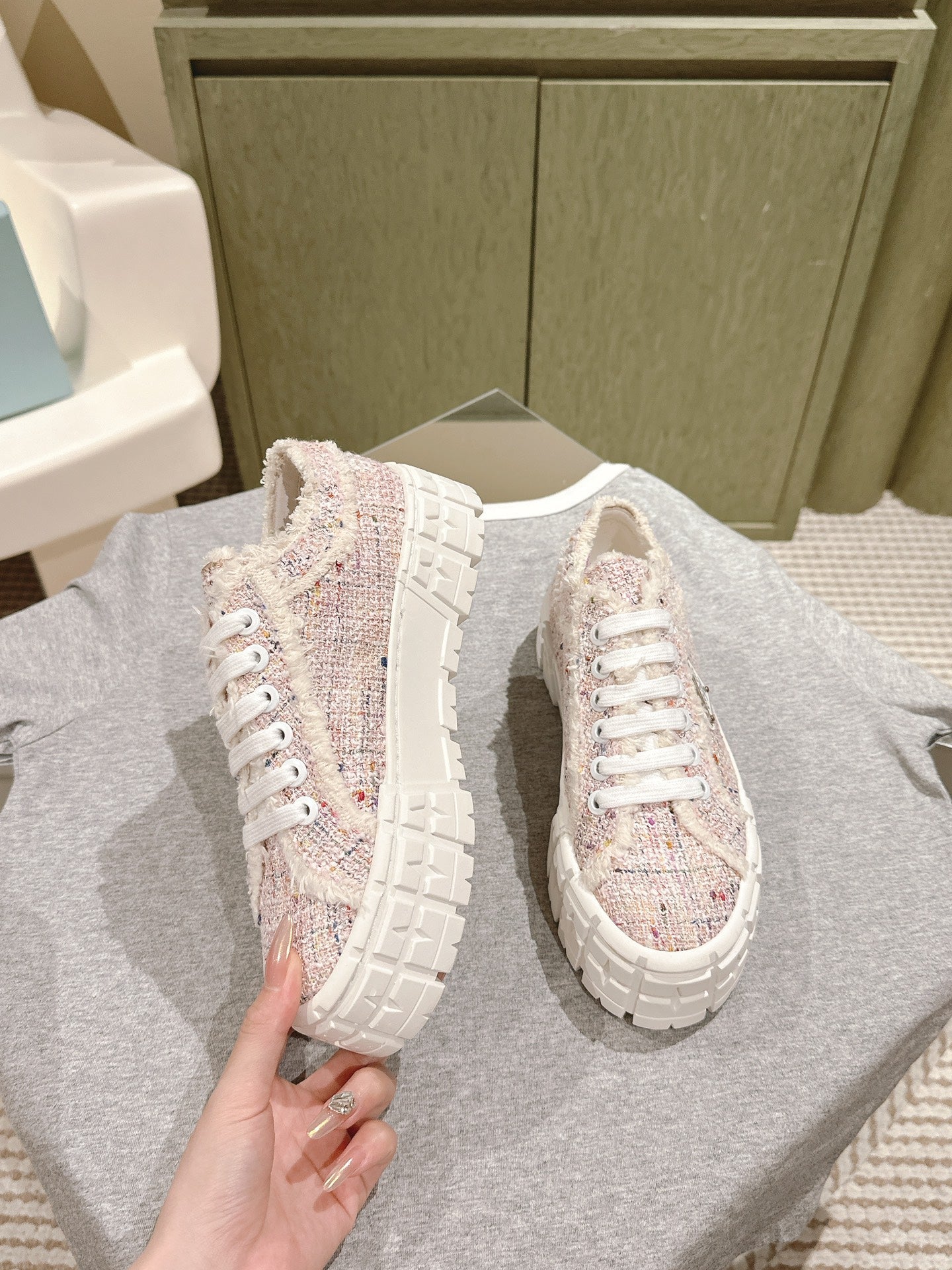 PRADA DOUBLE WHEEL RE-NYLON GABARDINE SNEAKERS ALMOND FABRIC