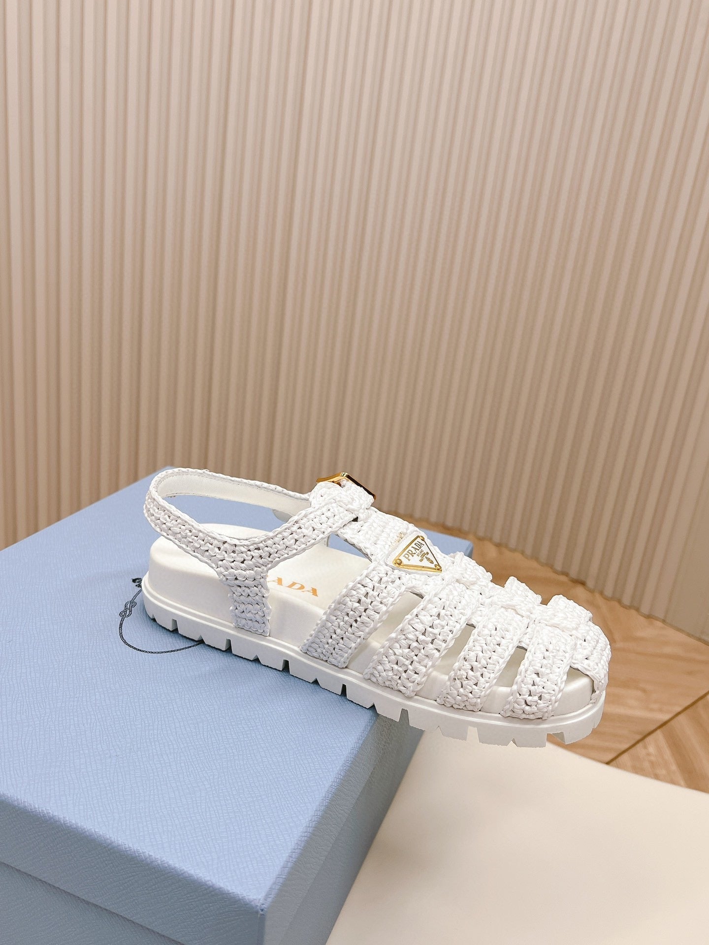 PRADA RUBBER FISHERMAN SANLS WHITE LAMBSKIN