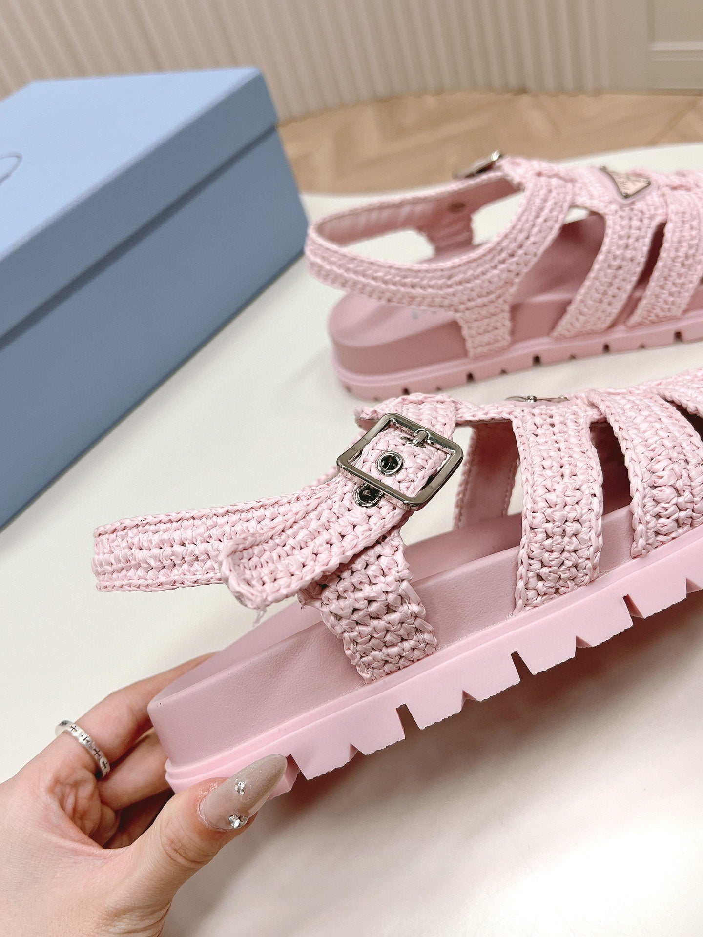 PRADA RUBBER FISHERMAN SANLS LIGHT PINK LAMBSKIN