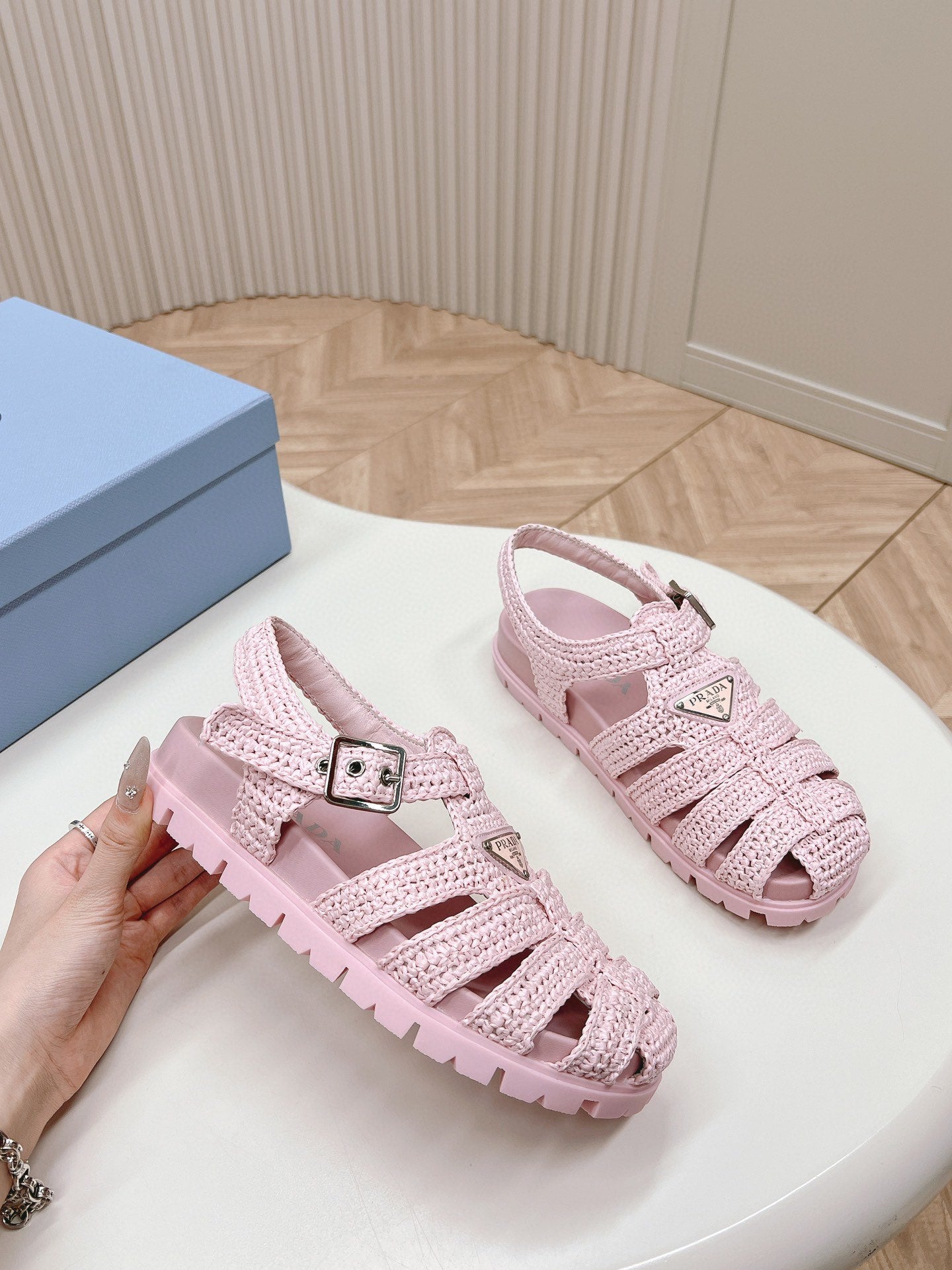 PRADA RUBBER FISHERMAN SANLS LIGHT PINK LAMBSKIN