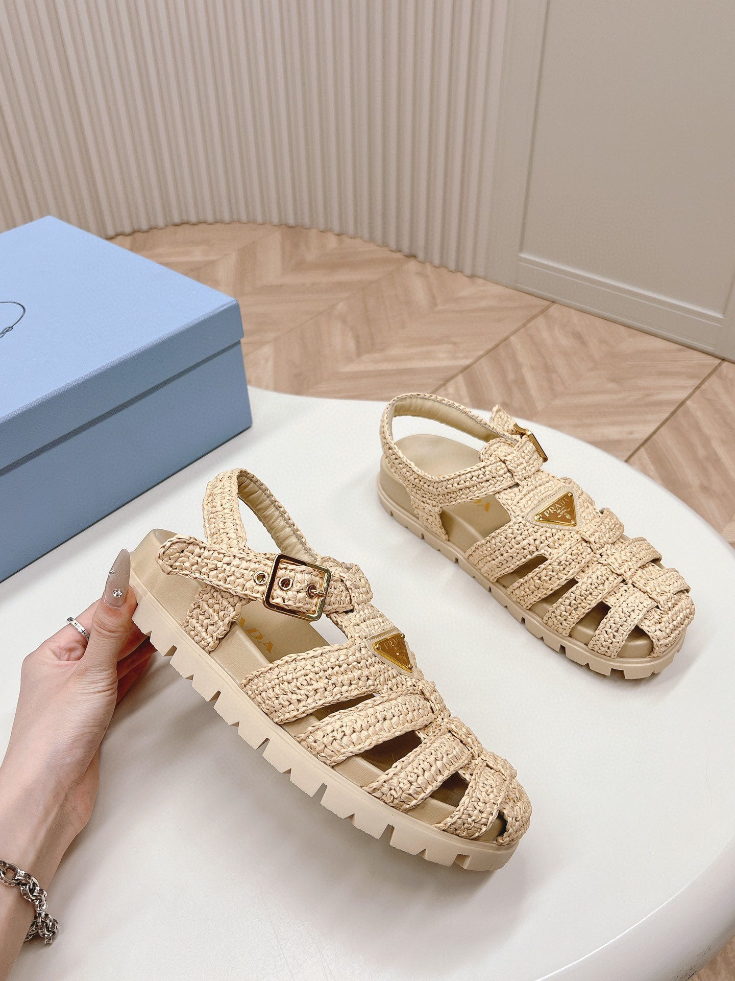 PRADA RUBBER FISHERMAN SANLS BEIGE LAMBSKIN