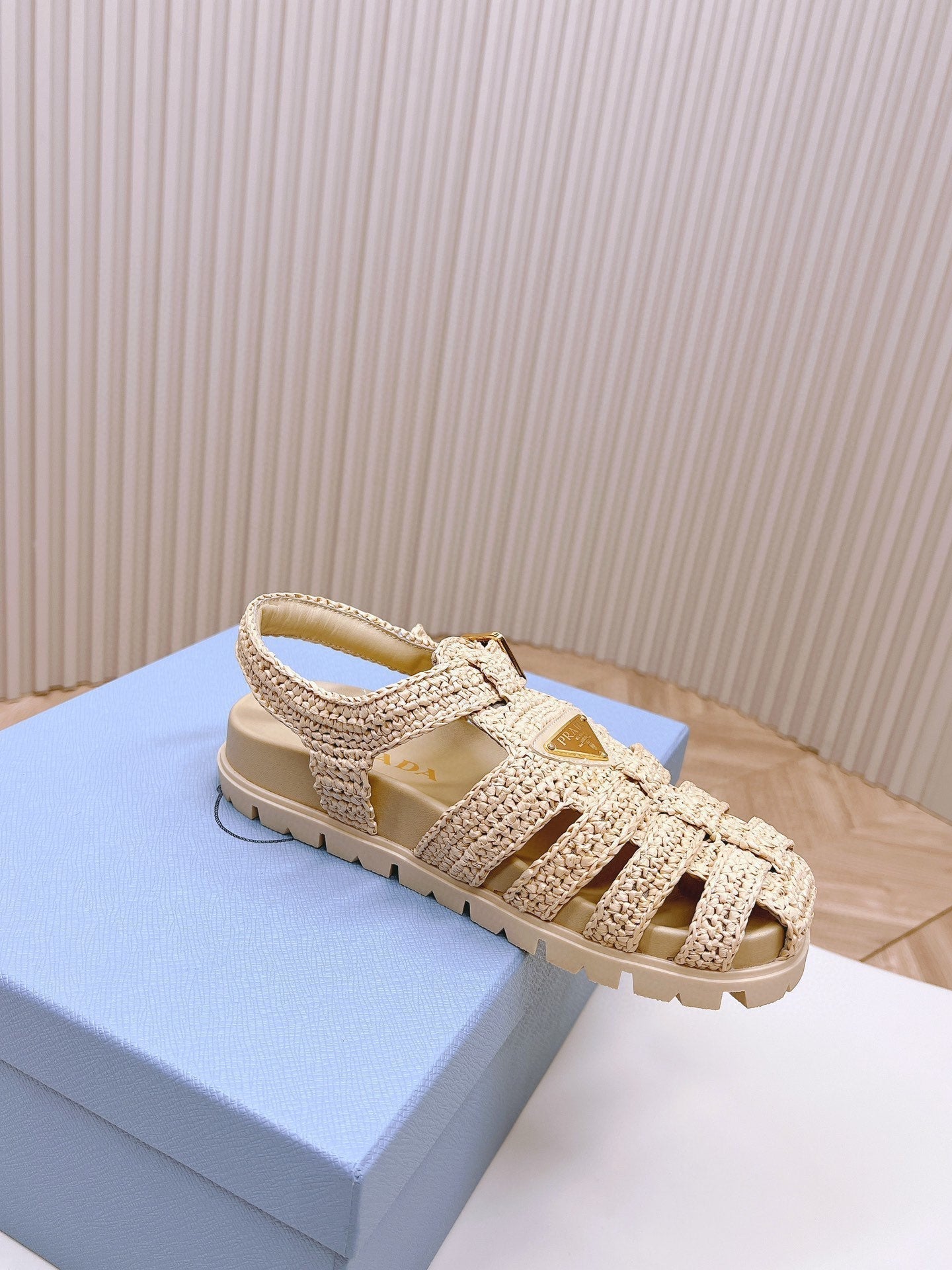 PRADA RUBBER FISHERMAN SANLS BEIGE LAMBSKIN