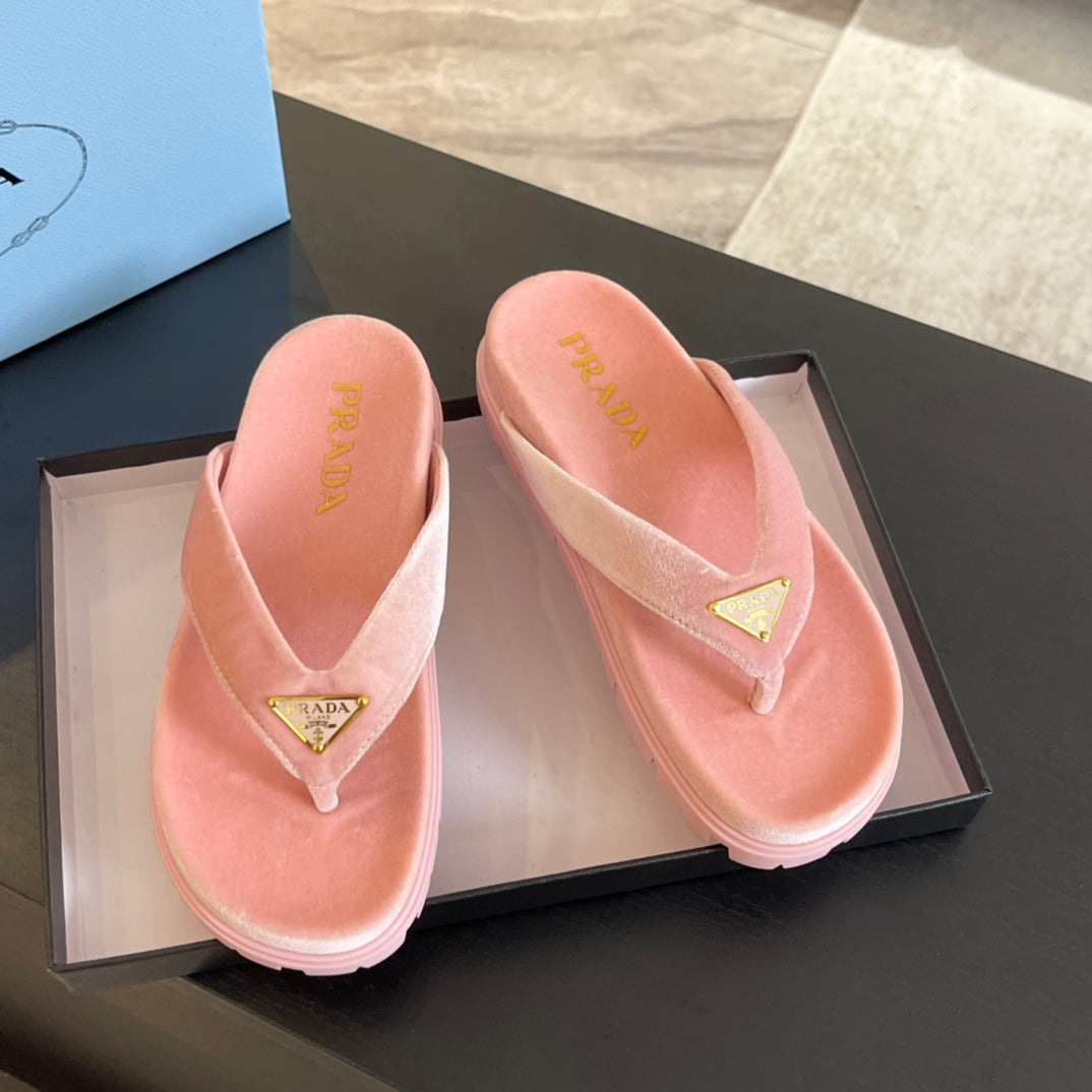 PRADA RUBBER THONG SANLS LIGHT PINK VELVET