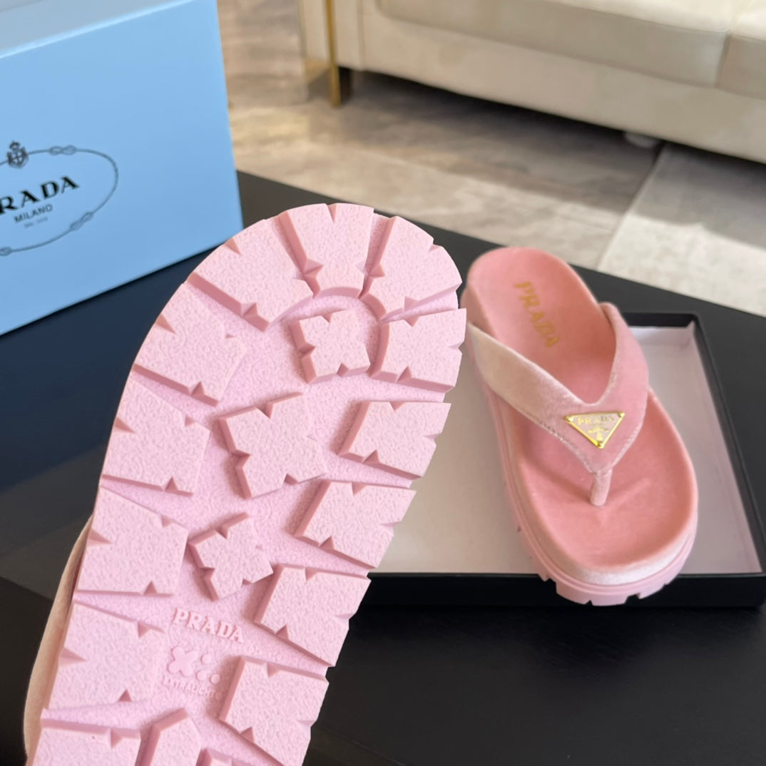 PRADA RUBBER THONG SANLS LIGHT PINK VELVET