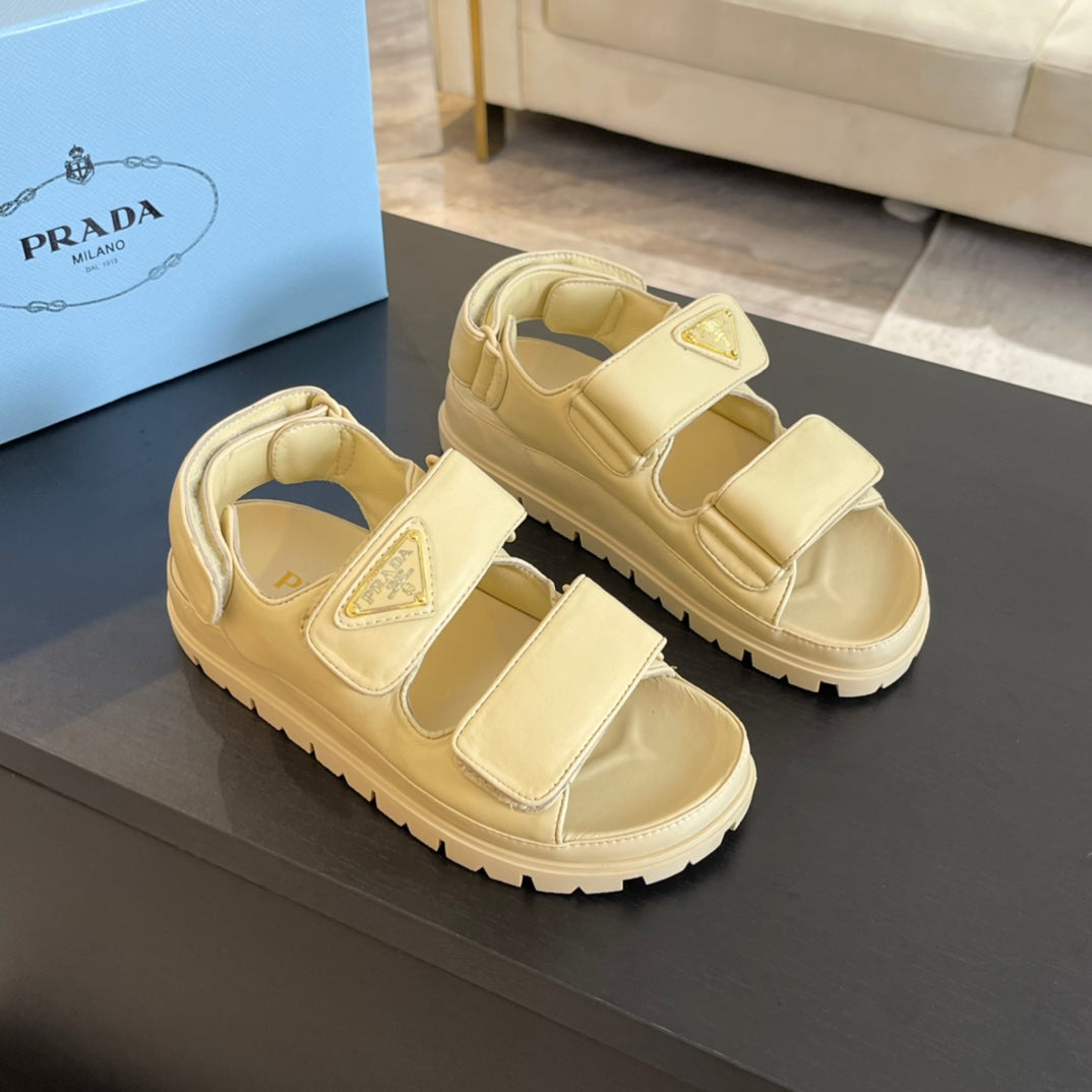 PRADA FLAT NAPPA SANLS BEIGE LAMBSKIN