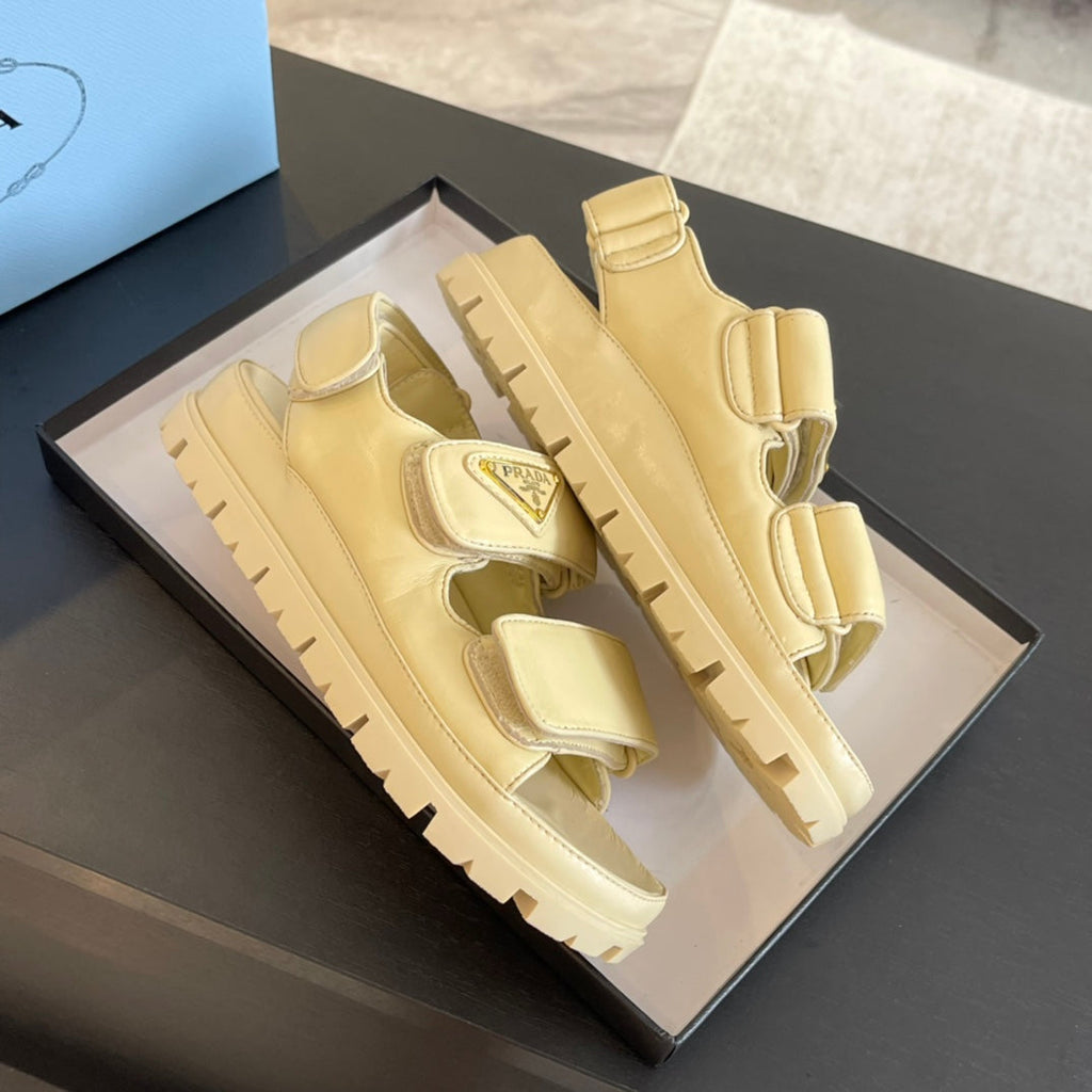 PRADA FLAT NAPPA SANLS BEIGE LAMBSKIN