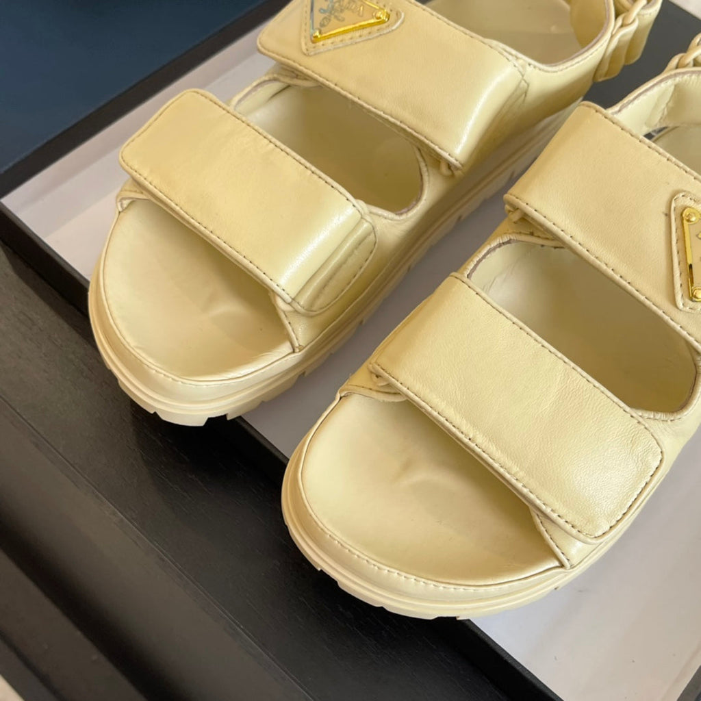 PRADA FLAT NAPPA SANLS BEIGE LAMBSKIN