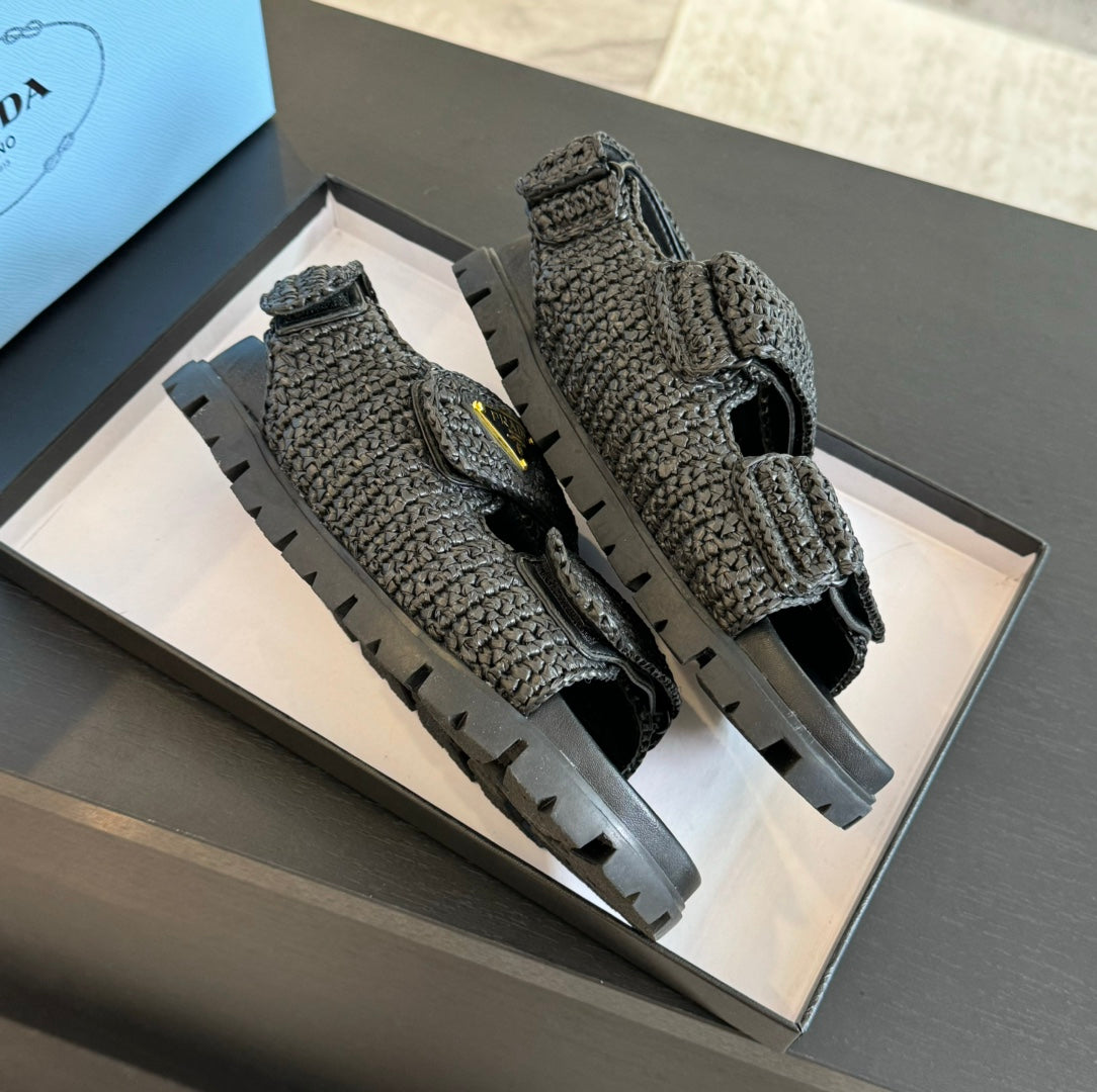 PRADA CROCHET SANLS BLACK CALFSKIN
