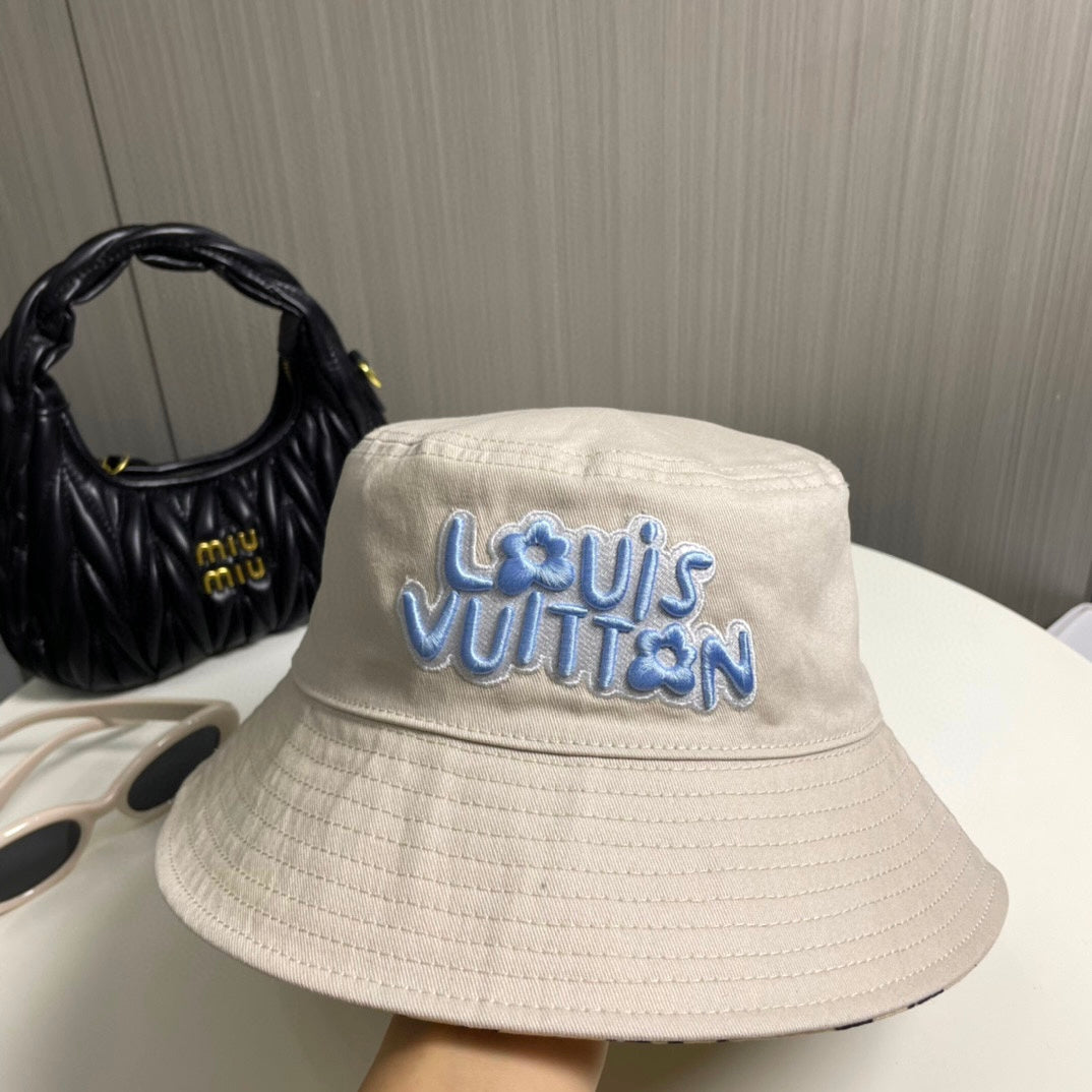 LOUIS VUITTON DOUBLE-SIDED BUCKET HAT COLORFUL 433361