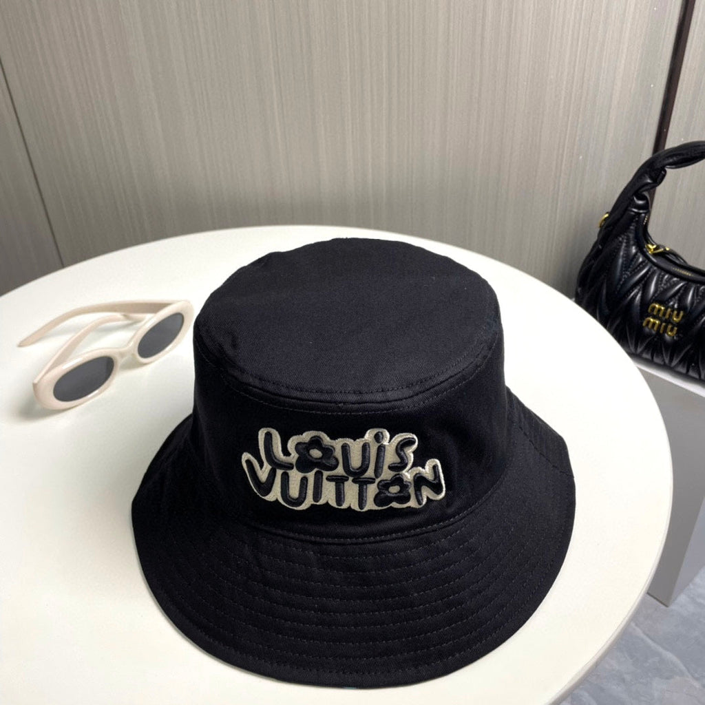 LOUIS VUITTON DOUBLE-SIDED BUCKET HAT COLORFUL 433363