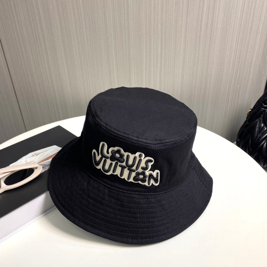 LOUIS VUITTON DOUBLE-SIDED BUCKET HAT COLORFUL 433363