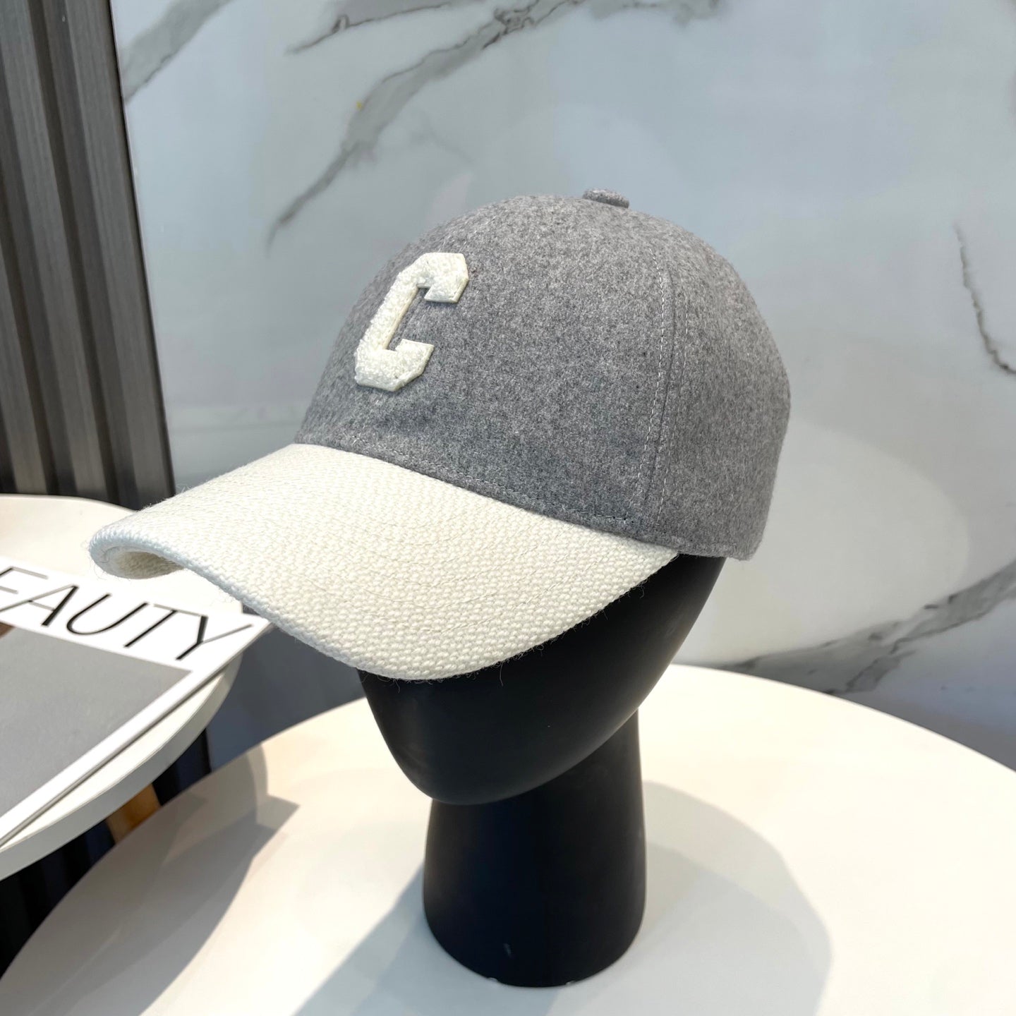CELINE BASEBALL CAP MODEL 652409 IN WHITE AND GRAY FELTED FABRIC