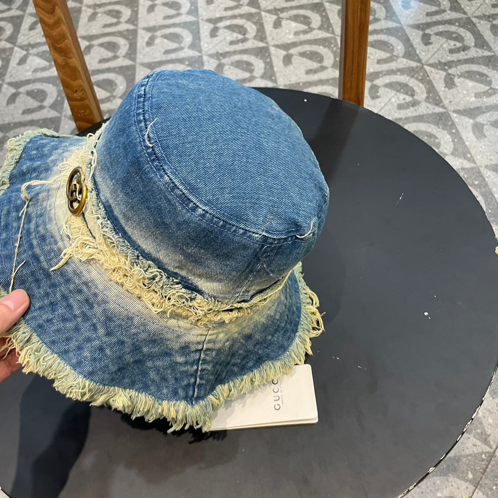 GUCCI BUCKET HAT IN CLASSIC BLUE DENIM 226590