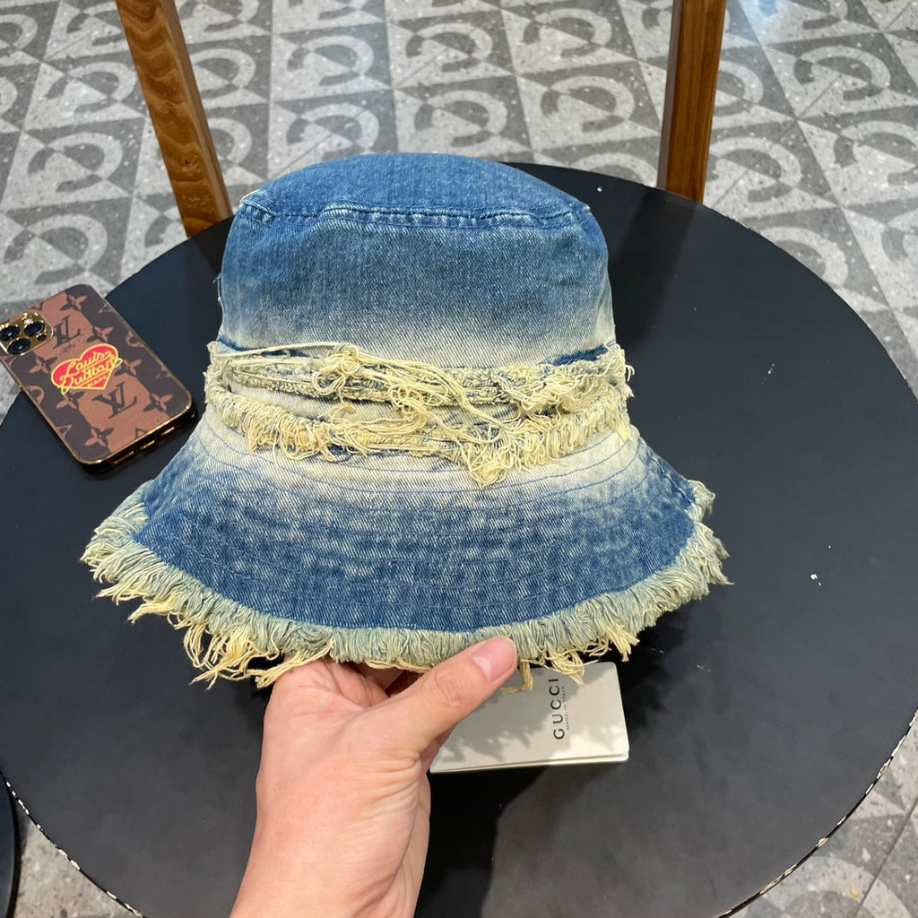 GUCCI BUCKET HAT IN CLASSIC BLUE DENIM 226590