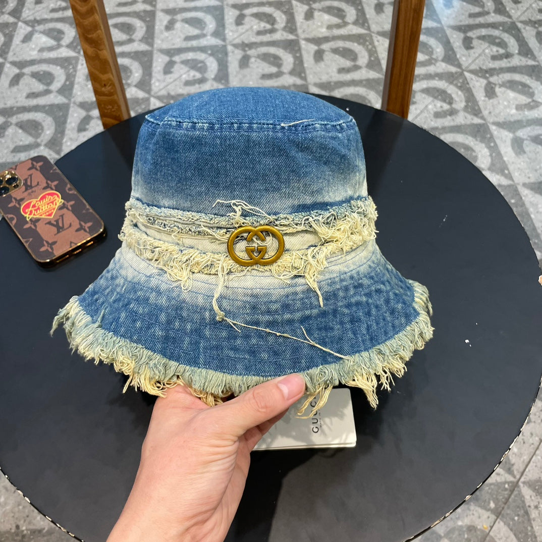 GUCCI BUCKET HAT IN CLASSIC BLUE DENIM 226590