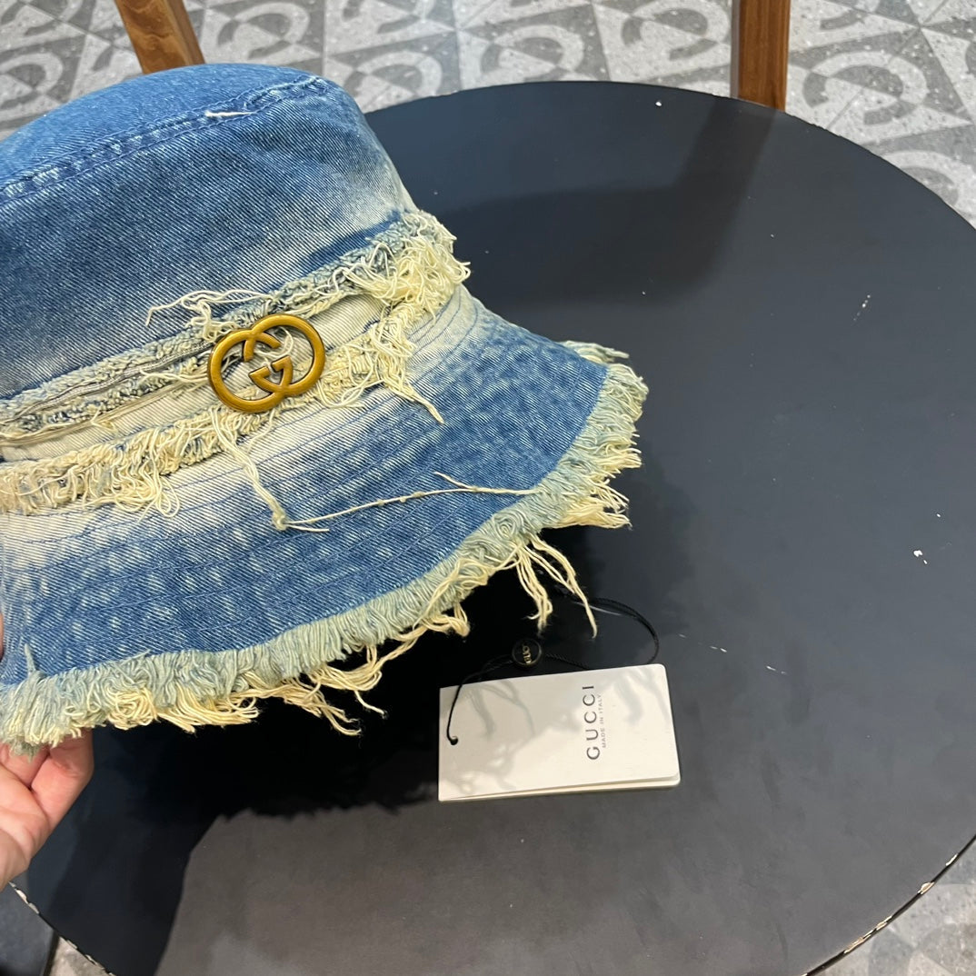 GUCCI BUCKET HAT IN CLASSIC BLUE DENIM 226590