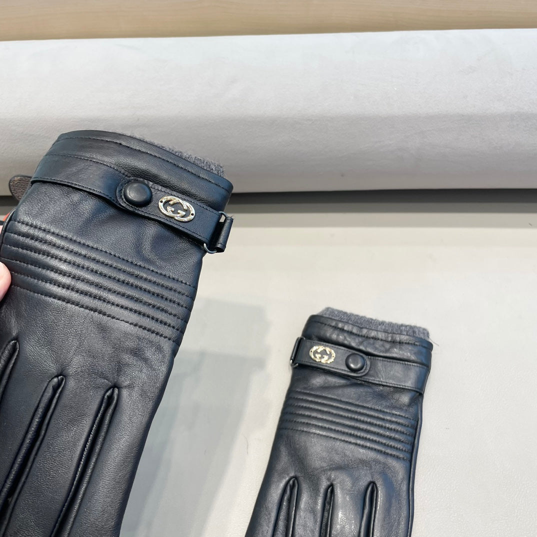 GUCCI TOUCHSCREEN GLOVES IN BLACK LAMBSKIN MIX WOOL 327782