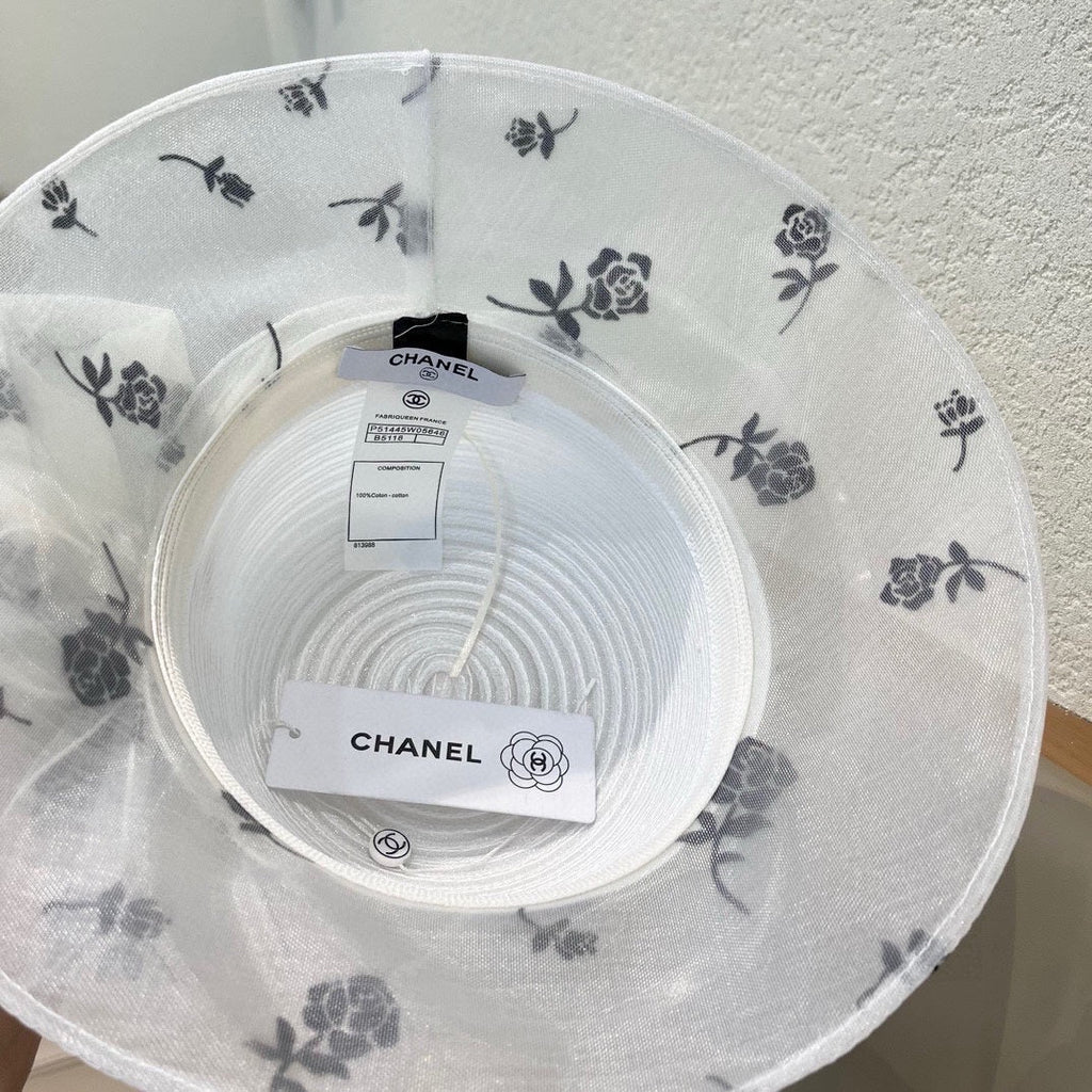 CHANEL STRAW HAT WITH CHIFFON FLOWER WHITE 672758