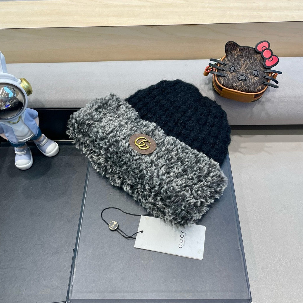 GUCCI BEANIE HAT IN BLACK WOOL AND FLEECE 399548