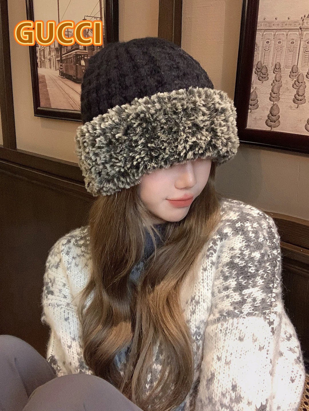 GUCCI BEANIE HAT IN BLACK WOOL AND FLEECE 399548