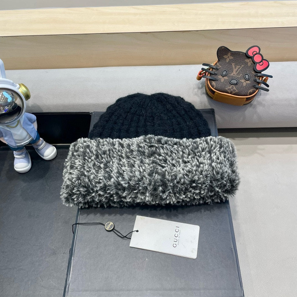 GUCCI BEANIE HAT IN BLACK WOOL AND FLEECE 399548