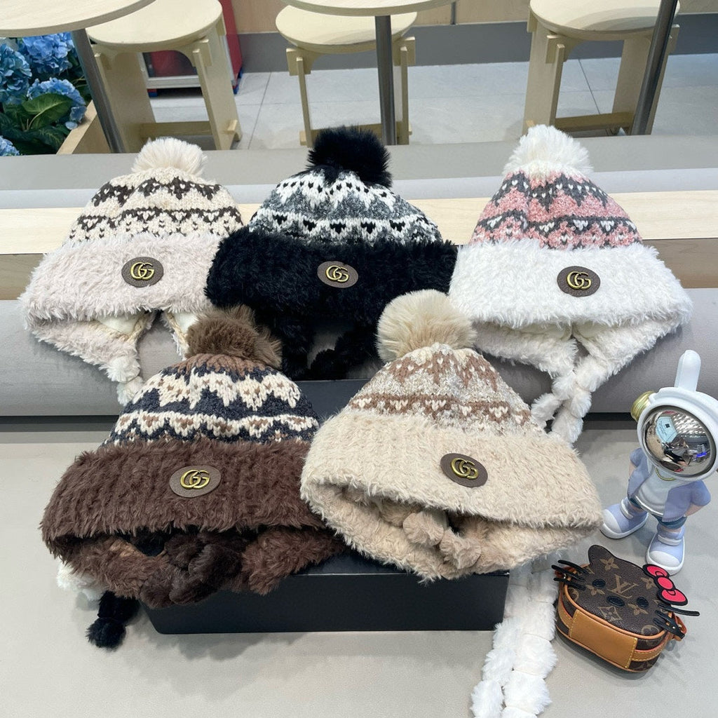 GUCCI BEANIE HAT IN COLORFUL WOOL 400957