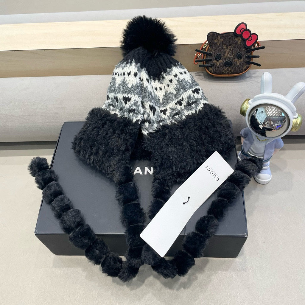 GUCCI BEANIE HAT IN COLORFUL WOOL 400957