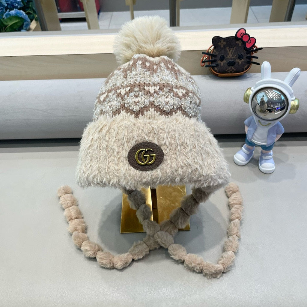 GUCCI BEANIE HAT IN COLORFUL WOOL 400958