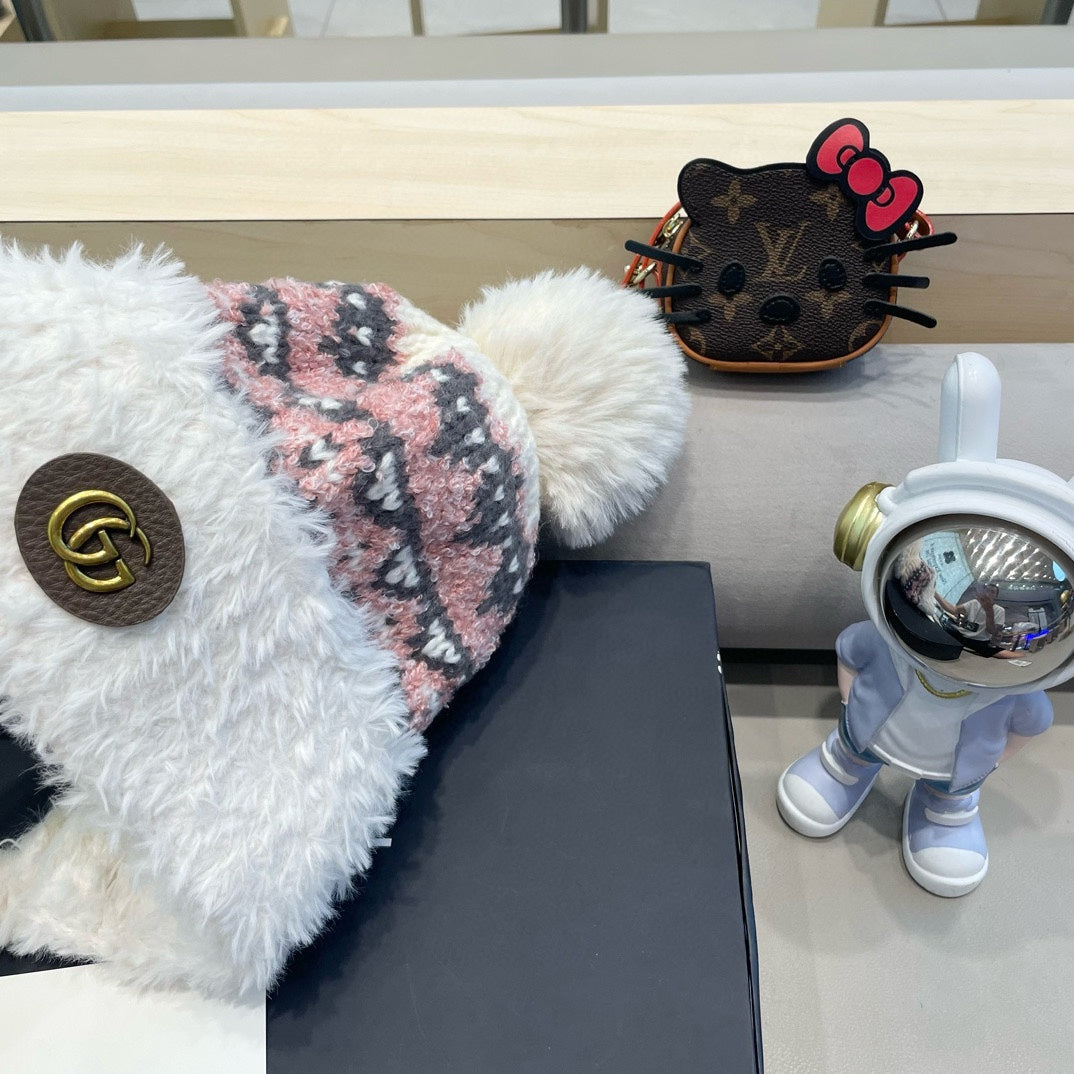 GUCCI BEANIE HAT IN COLORFUL WOOL 400959