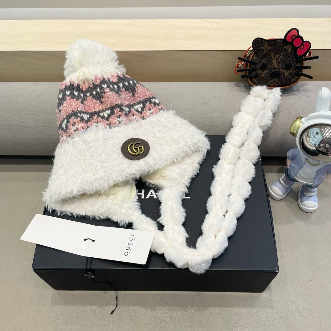 GUCCI BEANIE HAT IN COLORFUL WOOL 400959
