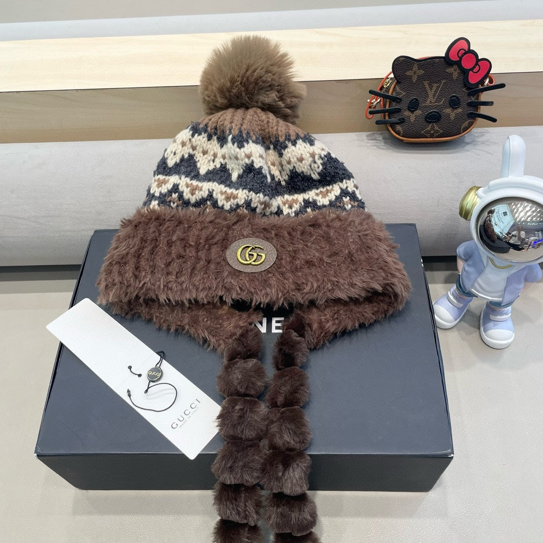 GUCCI BEANIE HAT IN COLORFUL WOOL 400960