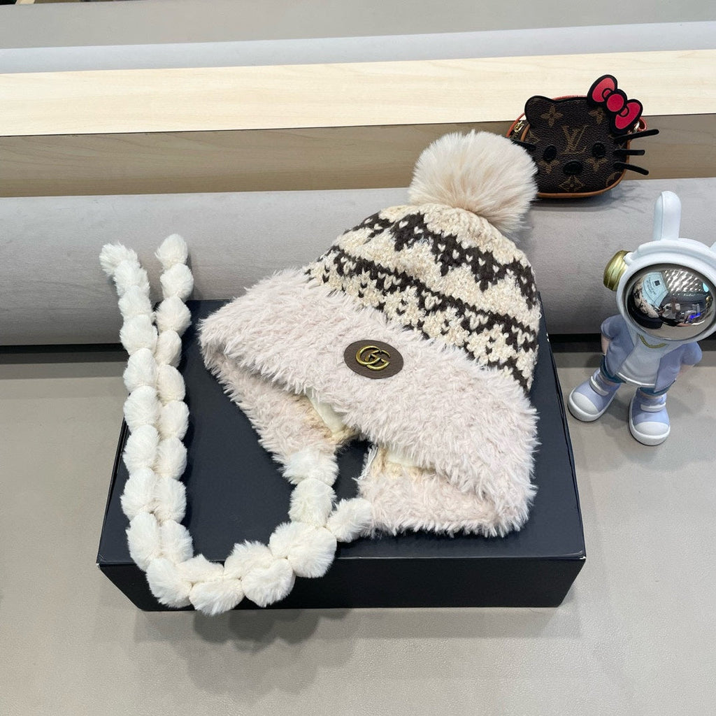 GUCCI BEANIE HAT IN COLORFUL WOOL 400961