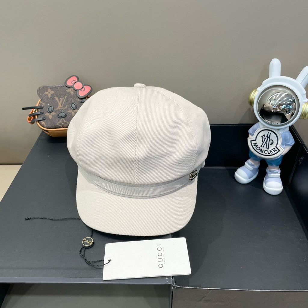 GUCCI BAKER BOY CAP IN WHITE FABRIC 400797