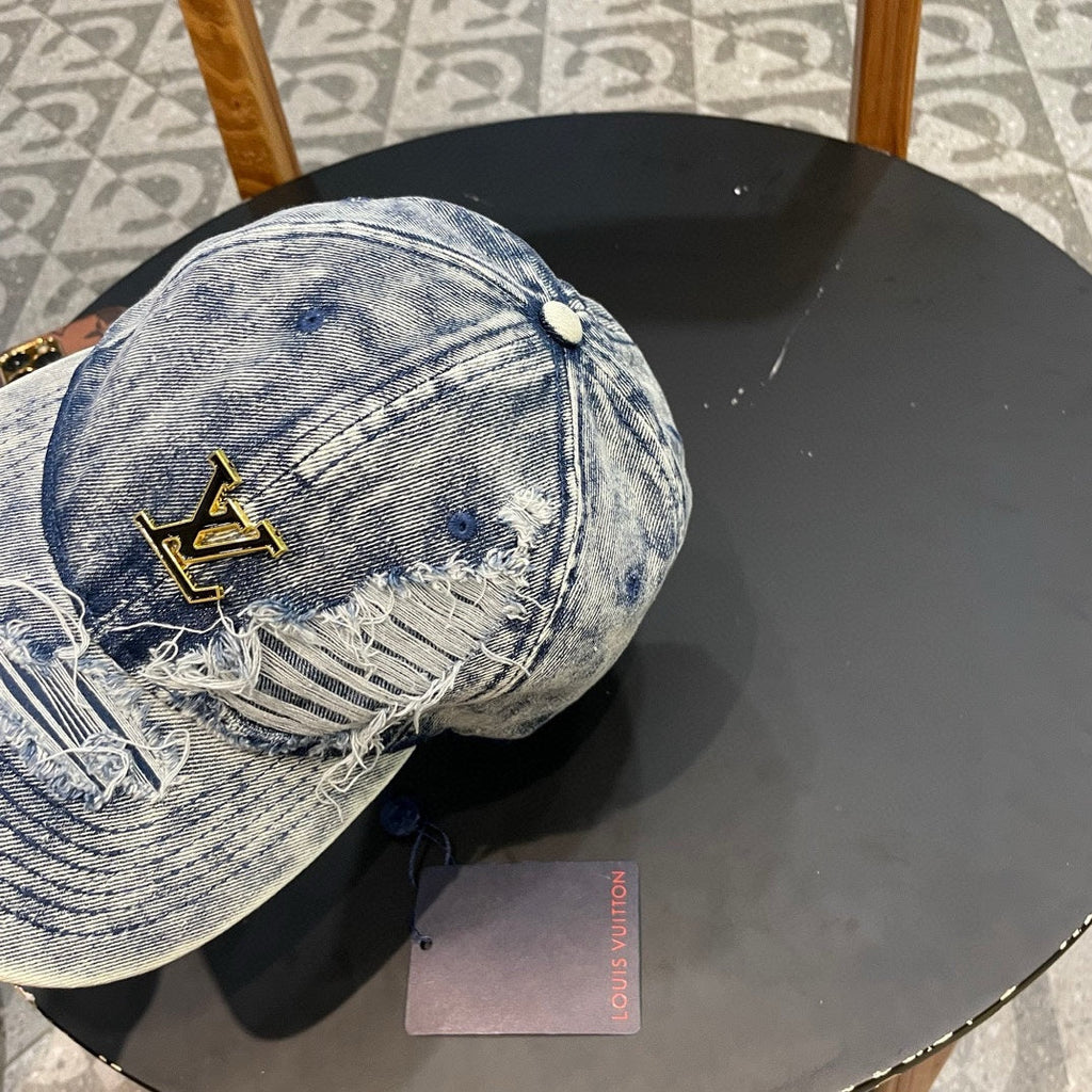 LOUIS VUITTON BASEBALL CAP IN LIGHT BLUE DENIM 404845