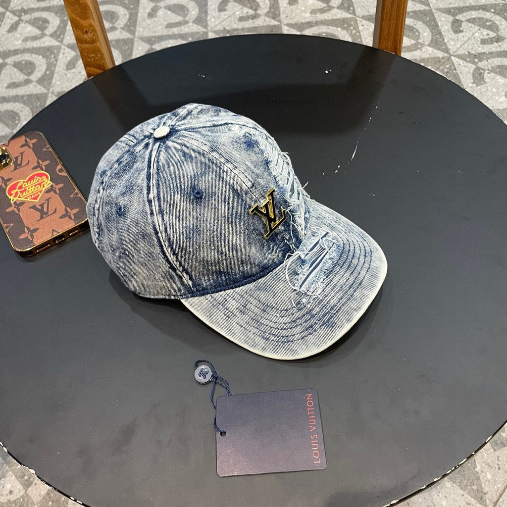 LOUIS VUITTON BASEBALL CAP IN LIGHT BLUE DENIM 404845