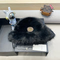 GUCCI BUCKET HAT IN BLACK FOX FUR 404752